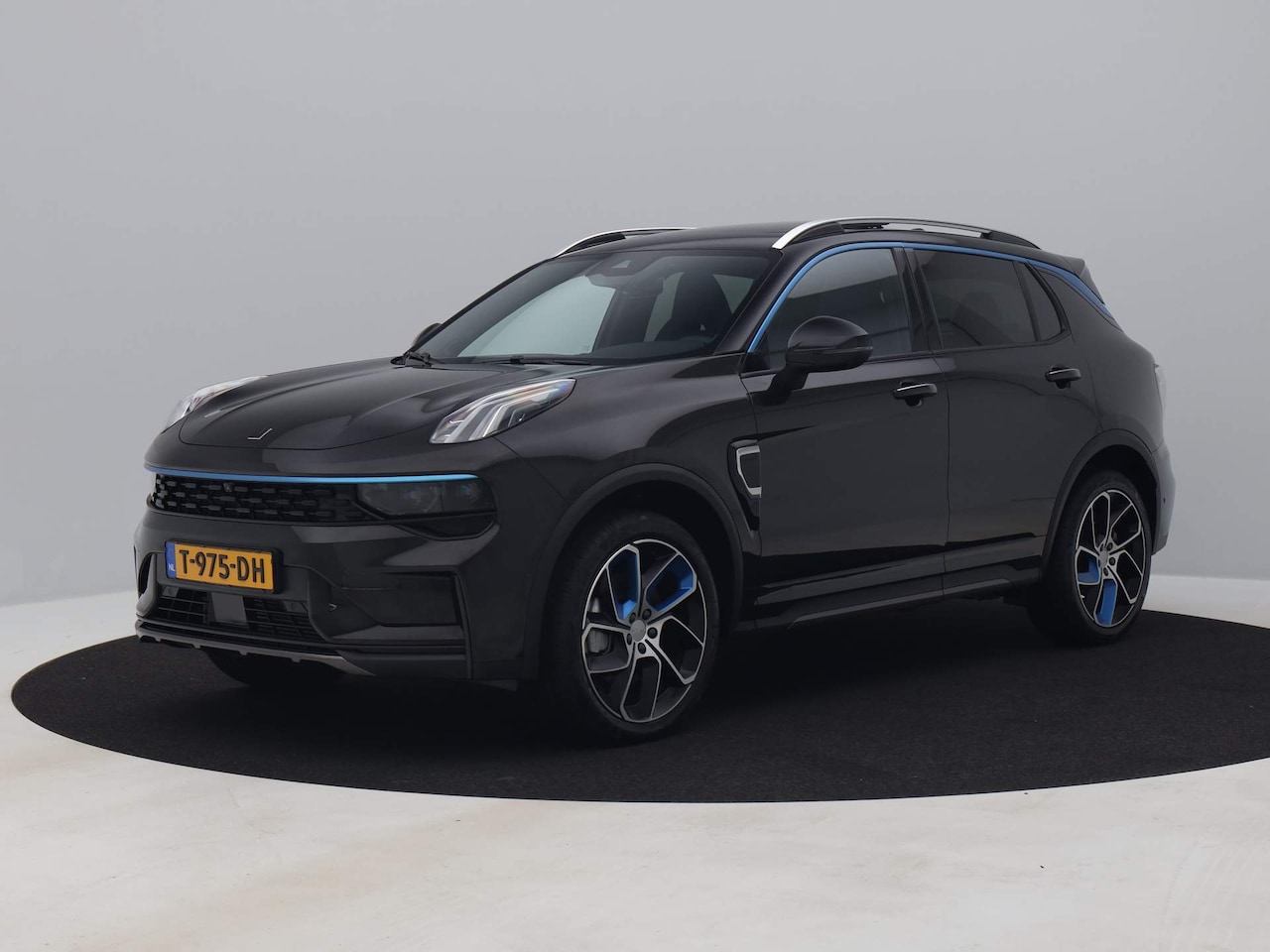 Lynk & Co 01 - 1.5 Plug-in Hybrid | ZWARTE HEMEL | 360° | NLD AUTO - AutoWereld.nl