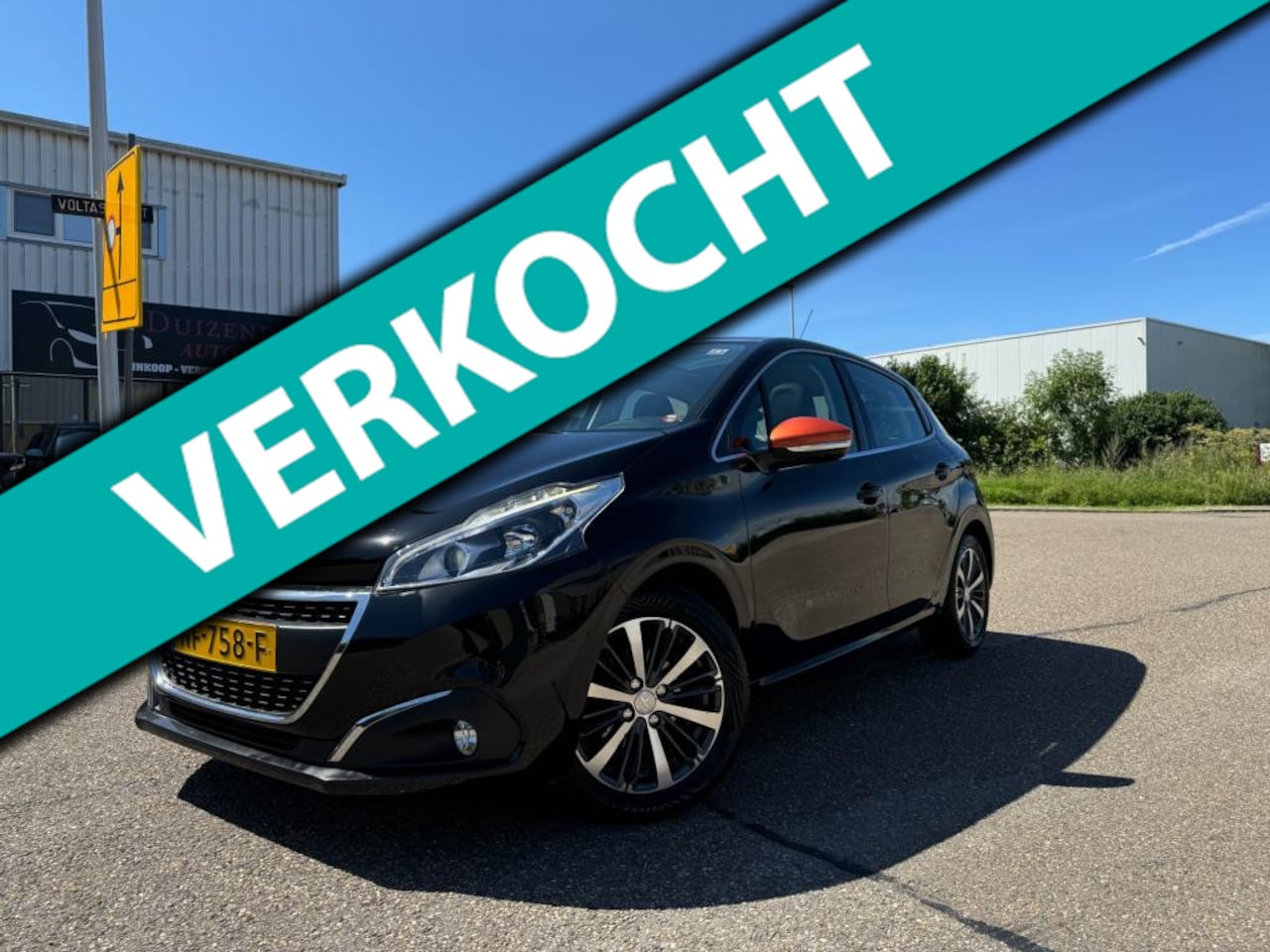 Peugeot 208 - 1.2 PureTech Roland Garros! Pano, VOL-Opties! - AutoWereld.nl