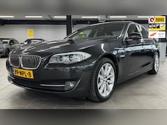 BMW 5-serie - 523i High Executive groot navi leer clima cruise lm-velgen xenon parkeersensoren stoelverw