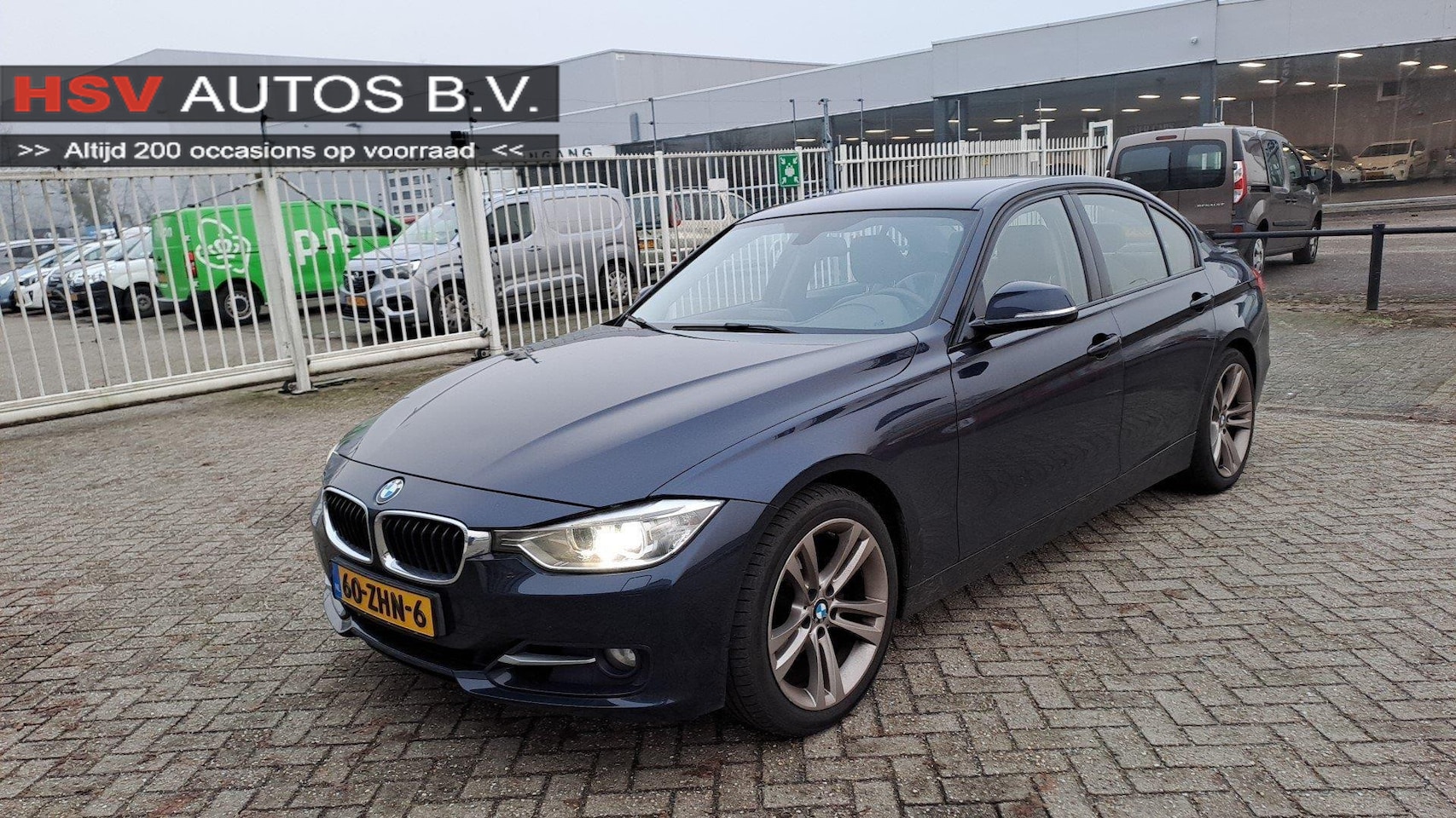 BMW 3-serie - 320i Upgrade Edition navi LEER org NL - AutoWereld.nl