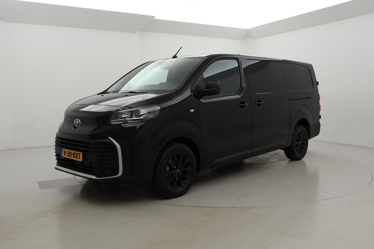 Toyota PROACE Long Worker - 2.0 D-4D Navigator | BPM vrij | 10 jaar garantie - AutoWereld.nl