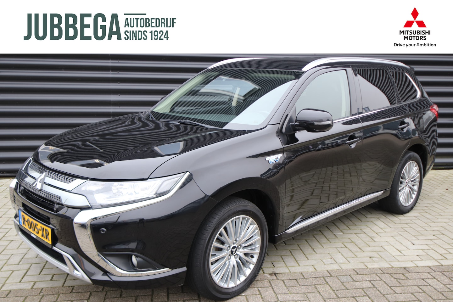 Mitsubishi Outlander - 2.4 PHEV Pure 2.4 PHEV Pure+ - AutoWereld.nl