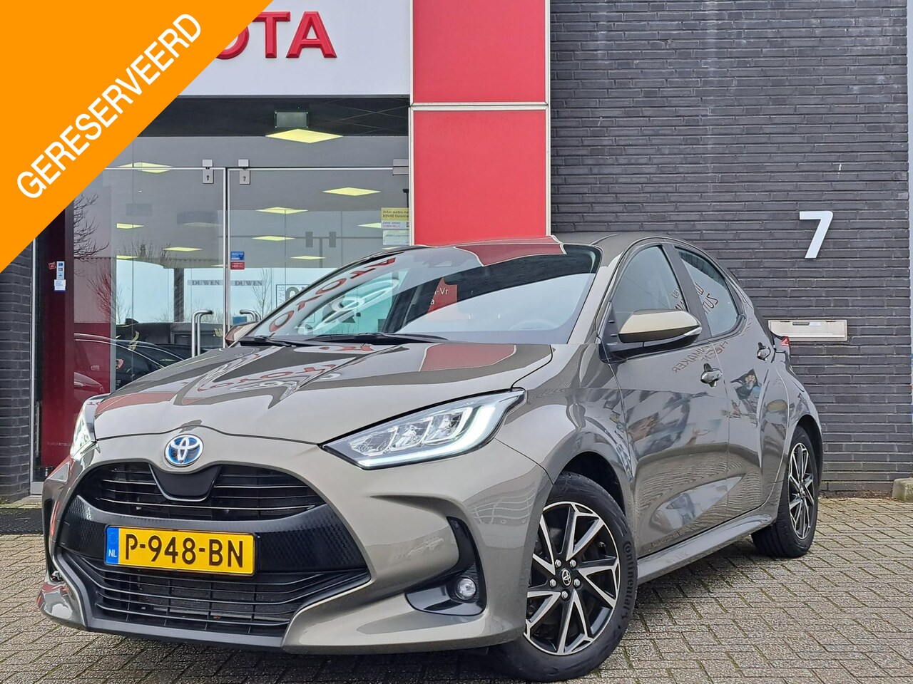 Toyota Yaris - 1.5 Hybrid Dynamic Automaat - AutoWereld.nl