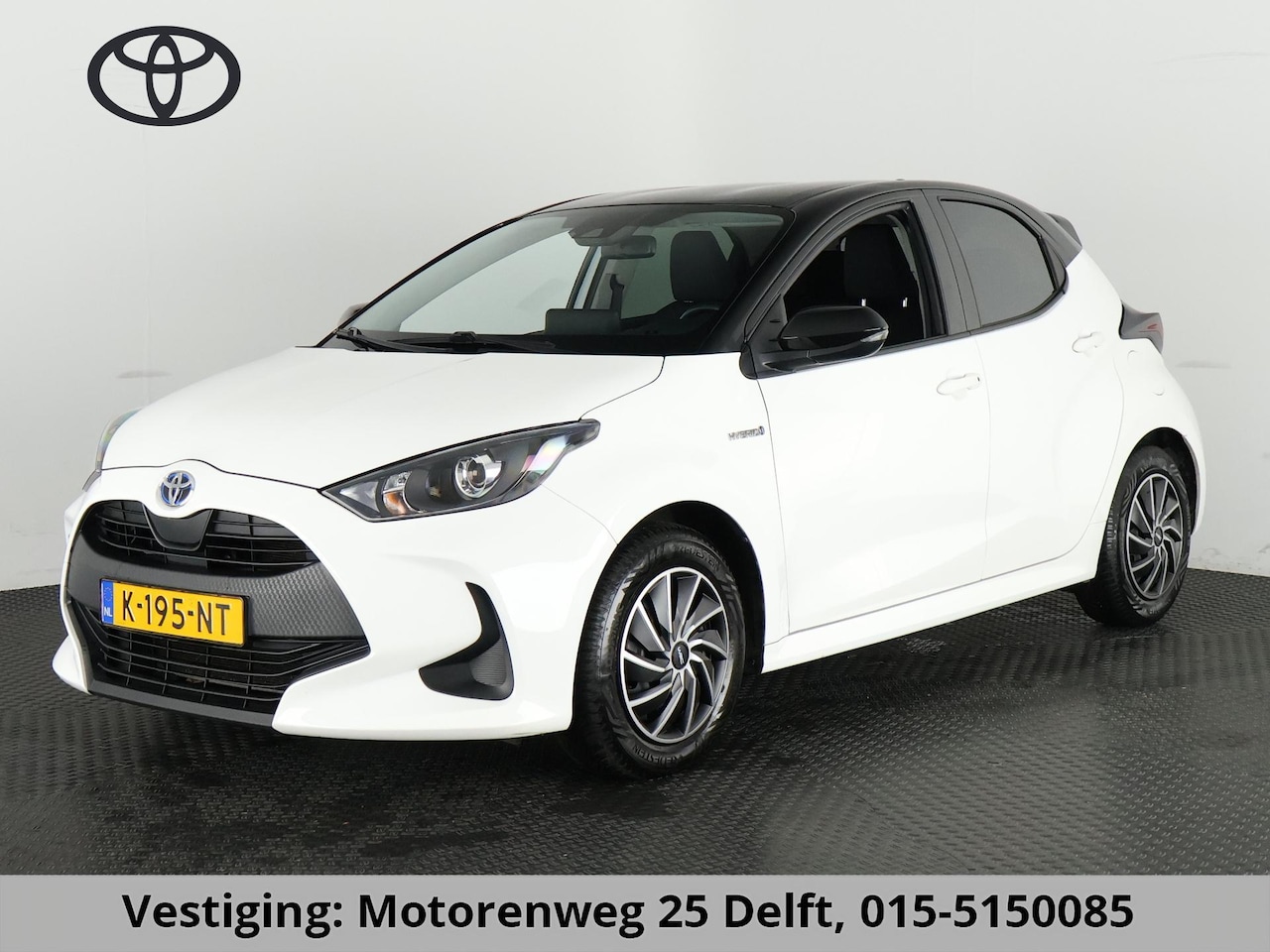 Toyota Yaris - 1.5 HYBRID BI-TONE ACTIVE PACK CARPLAY NAVIGATIE. CAMERA.ADAPT.CRUISE.GARANTIE TOT 2031 - AutoWereld.nl