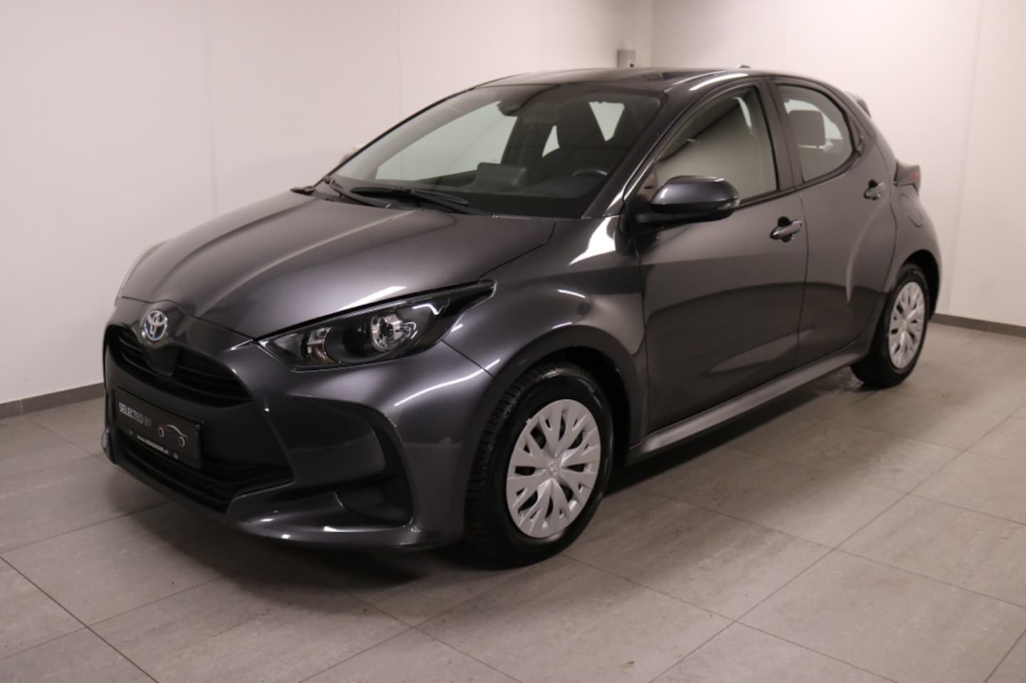 Toyota Yaris - 1.5 Hybride Active | Navigatie - AutoWereld.nl