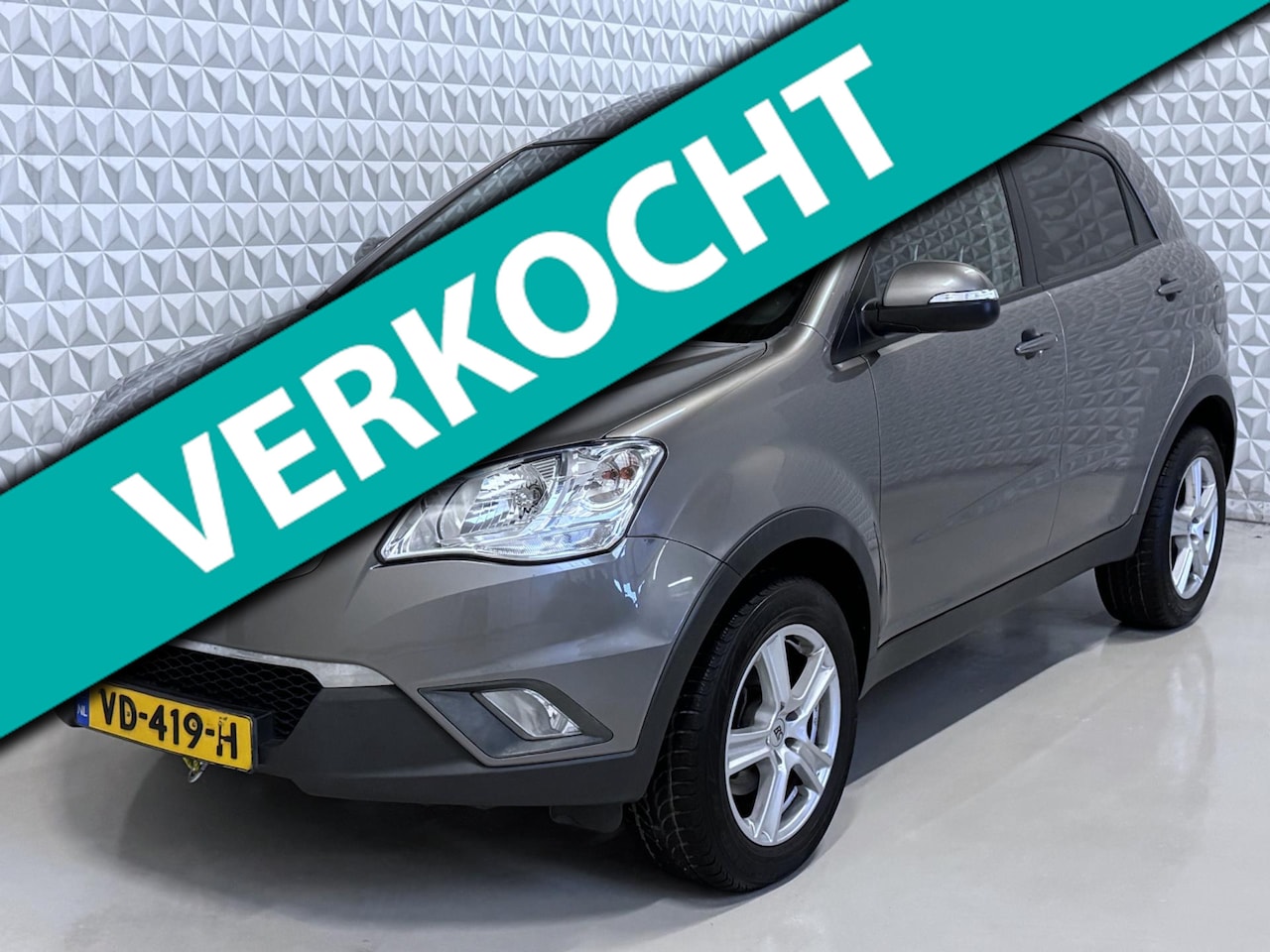 SsangYong Korando - 2.0 XDI Quartz HR / MOTOR KAPOT (2013) - AutoWereld.nl