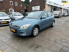 Hyundai i30 - 1.6i Dynamic