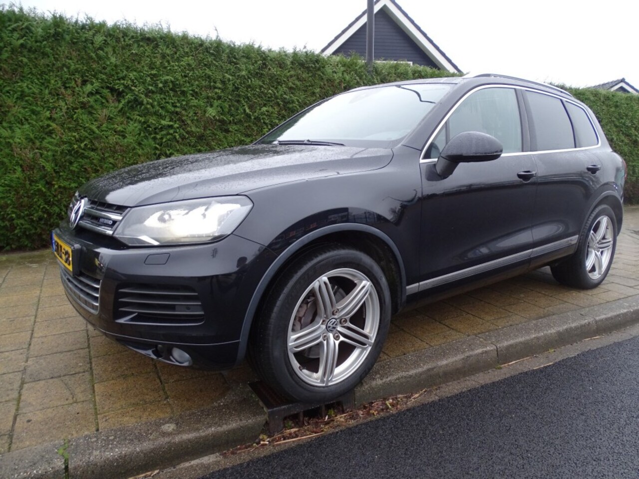 Volkswagen Touareg - 3.0 TSI HYBR.HIGH ED 245 Pk Lucht vering- 4WD-Navi-Trkh-Pdc-Cam- - AutoWereld.nl