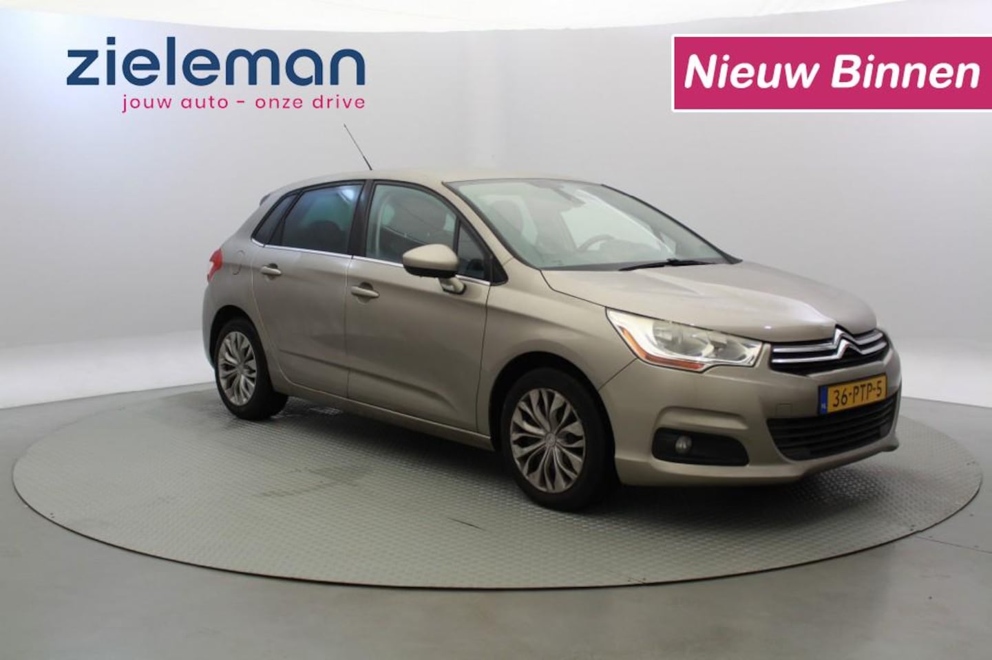 Citroën C4 - 1.6 VTi Tendance - Clima, Trekhaak - AutoWereld.nl