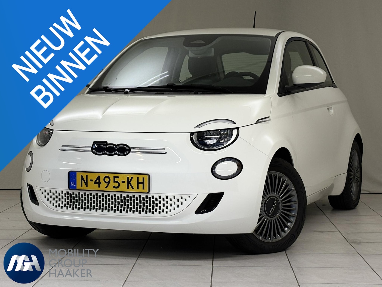 Fiat 500 - Passion 42 kWh I Apple-Android I Keyless Entry I Climate Control I Cruise Control - AutoWereld.nl