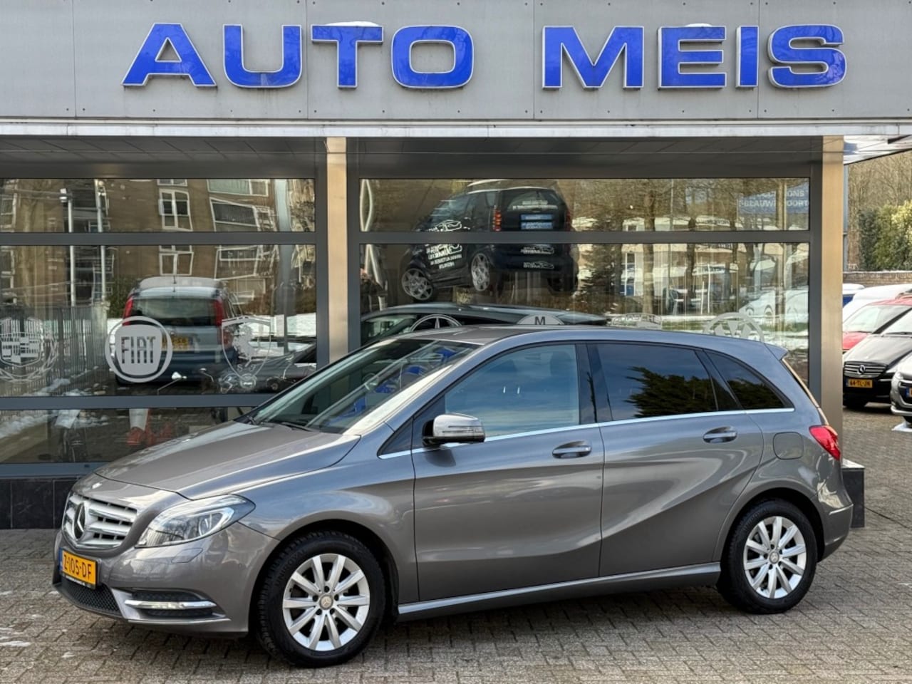 Mercedes-Benz B-klasse - 200 Ambition Automaat Navi Camera Clima Cruise Stoelverw. - AutoWereld.nl