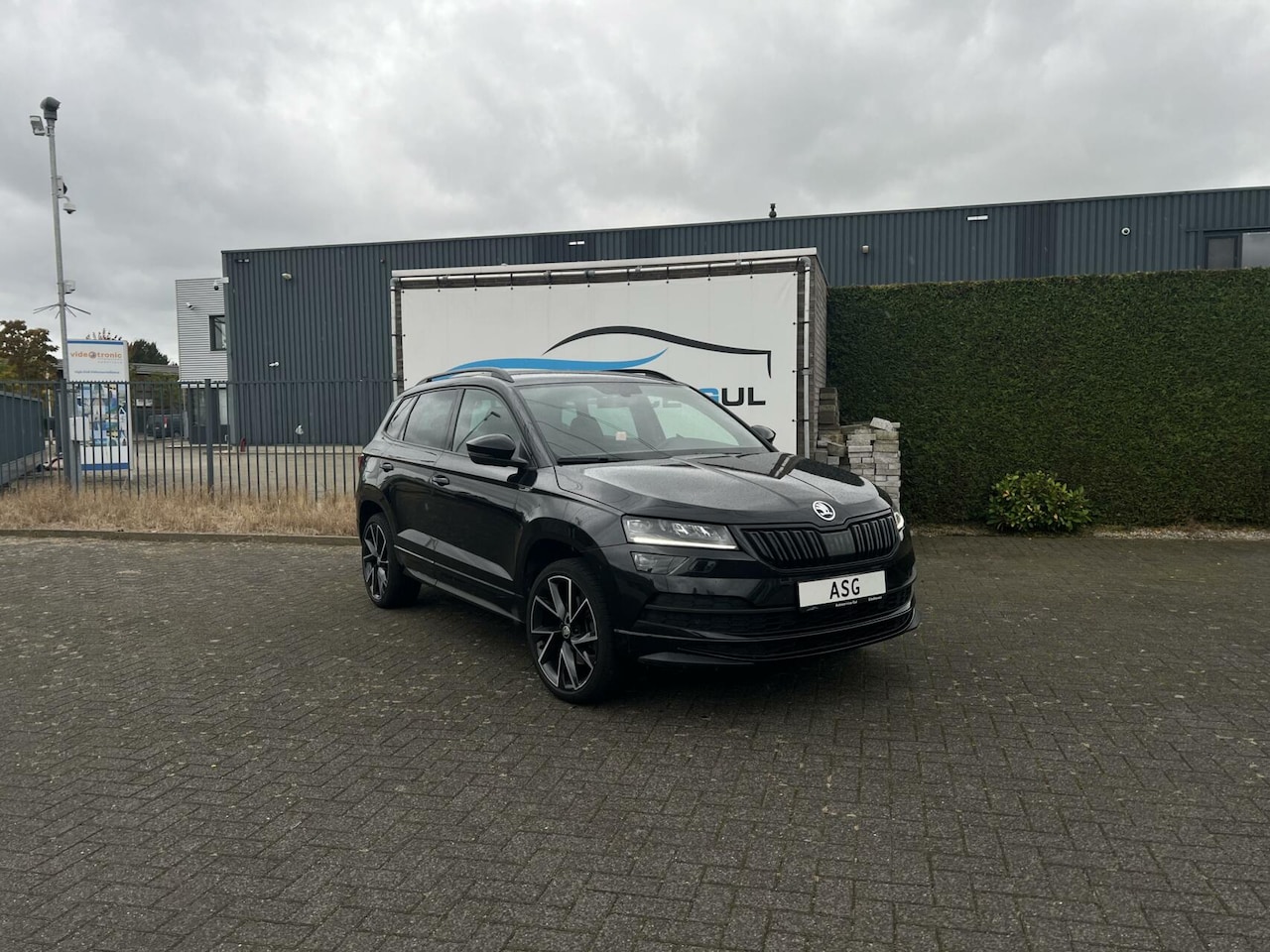 Skoda Karoq - 1.5 TSI ACT Sportline Business 1.5 TSI ACT Sportline Business - AutoWereld.nl