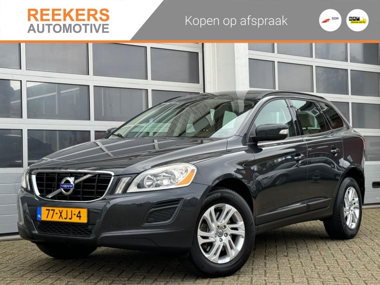 Volvo XC60 - 2.0 T5 KINETIC AUT. Navi Leer Trekhaak 1800KG - AutoWereld.nl