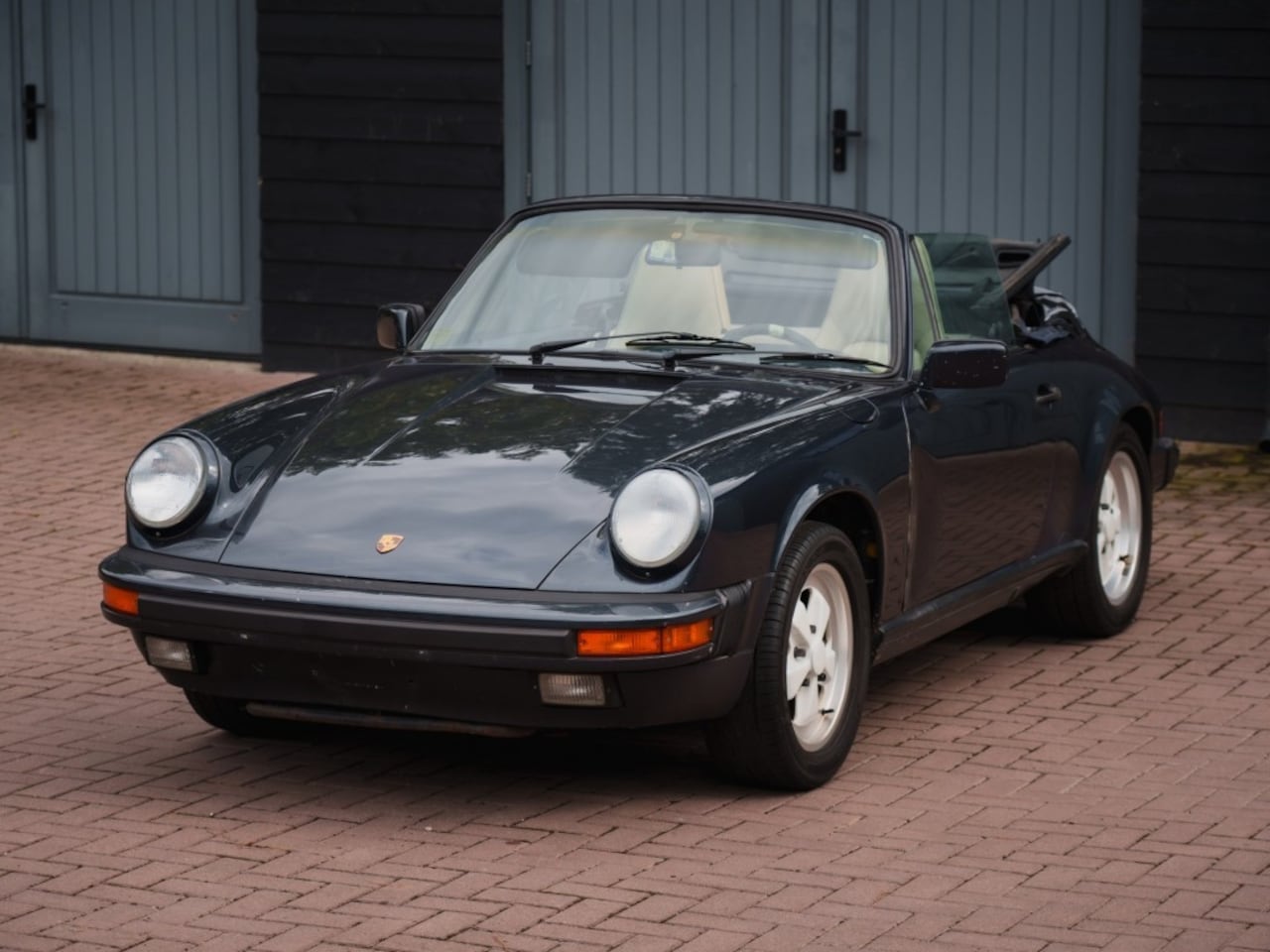 Porsche 911 Cabrio - Cabrio 3,2L G50 gearbox - AutoWereld.nl