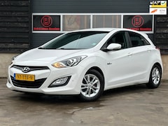 Hyundai i30 - 1.6 GDI Business Edition - PDC - Cruise