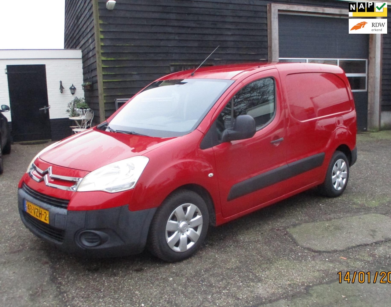 Citroën Berlingo - 1.6 HDI 500 Club 1.6 HDI 500 Club (Blanke lak problemen) - AutoWereld.nl