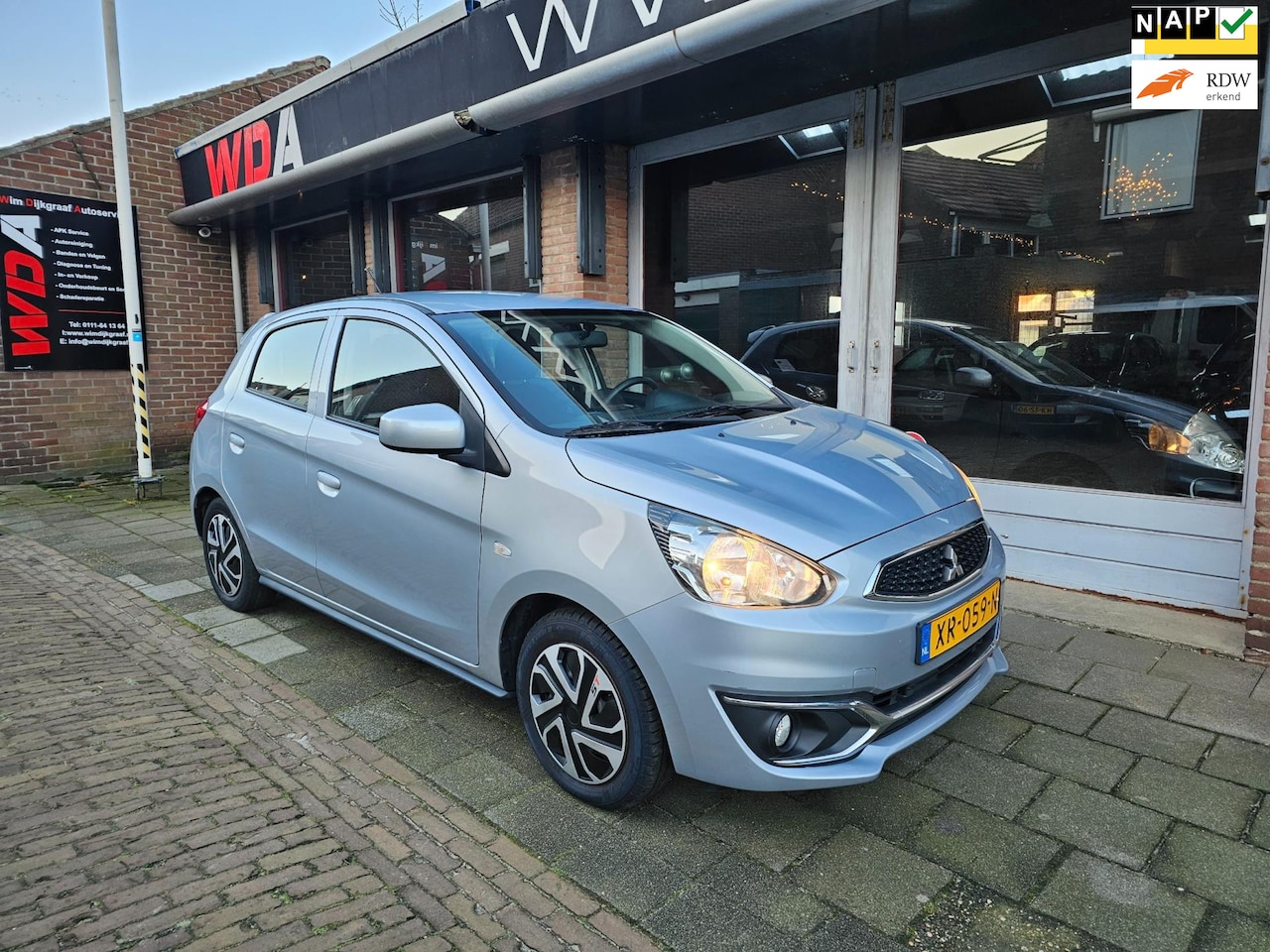 Mitsubishi Space Star - 1.0 Cool+ 1.0 Cool+ - AutoWereld.nl