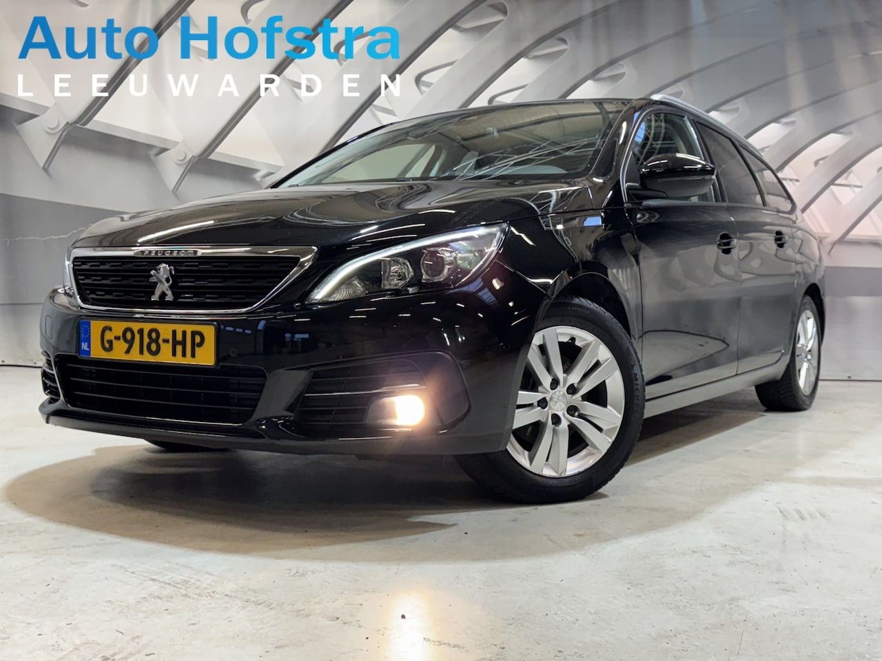 Peugeot 308 SW - 1.2 PureTech Blue Lease Executive LEER NAVI CLIMA PANODAK 2XPDC LMV - AutoWereld.nl