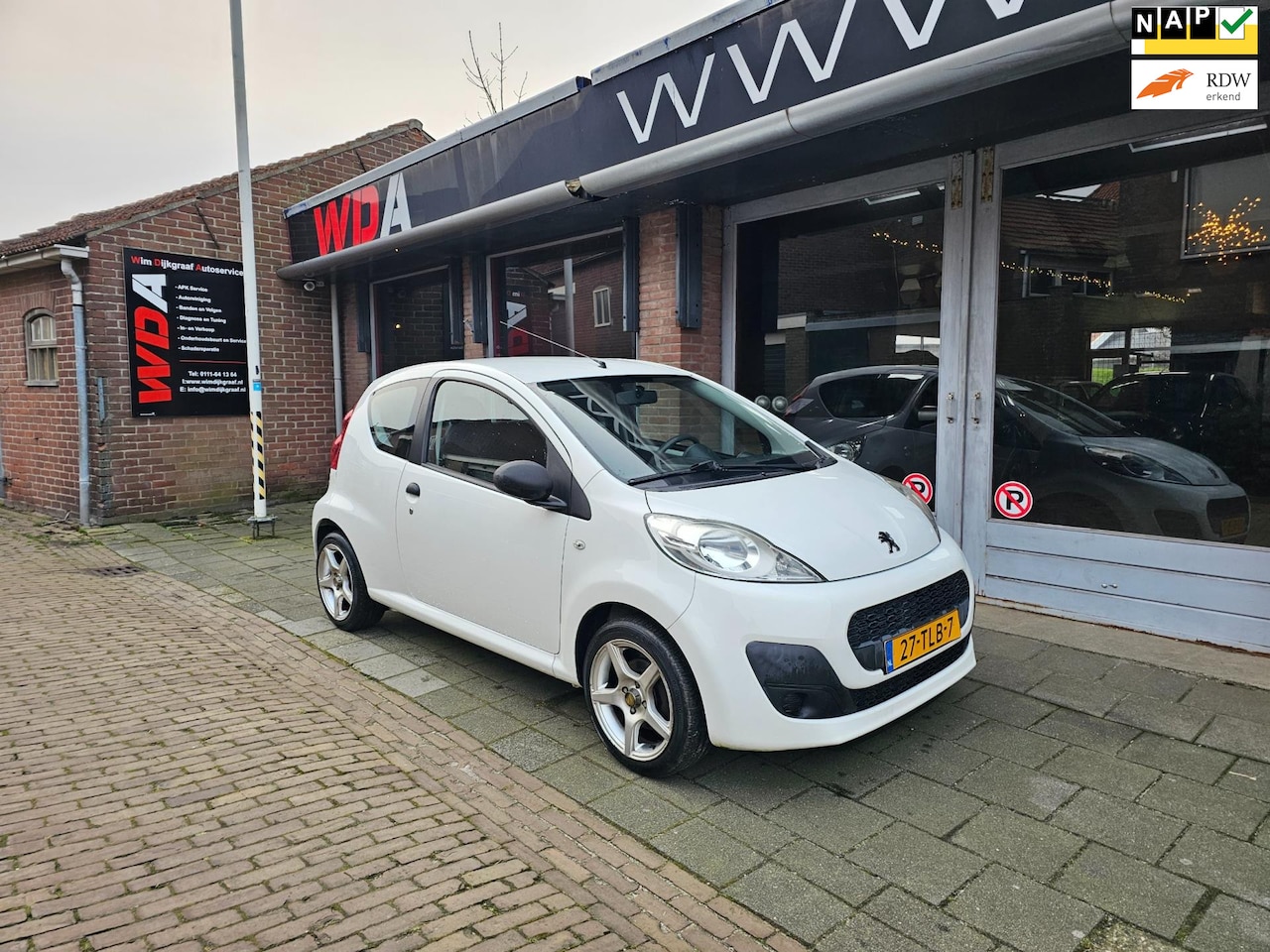 Peugeot 107 - 1.0 Access Accent 43000 KM NAP !! - AutoWereld.nl