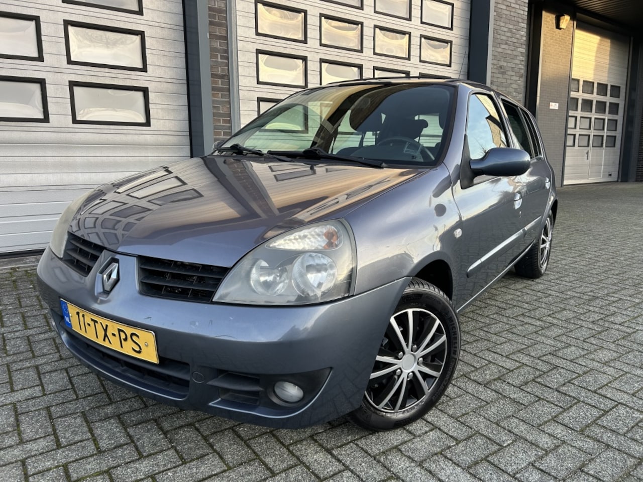 Renault Clio - 1.2 16V Campus 5DRS Airco rijdt super! - AutoWereld.nl