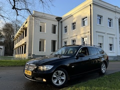 BMW 6-serie - 325 i CIL. AUT LEDER, PANORAMADAK Touring