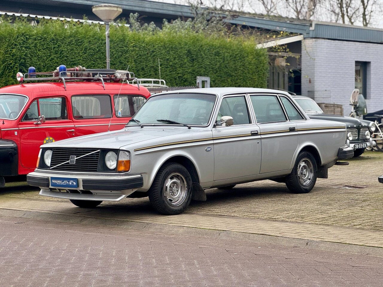 Volvo 244 - DL Jubileum zeldzame uitvoering, LPG, Wegenbelastingvrij - AutoWereld.nl