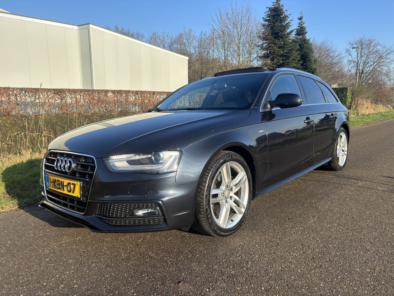 Audi A4 Avant - 1.8 TFSI S Edition / AUTOMAAT / PANORAMADAK / NAVI / CRUISE - AutoWereld.nl