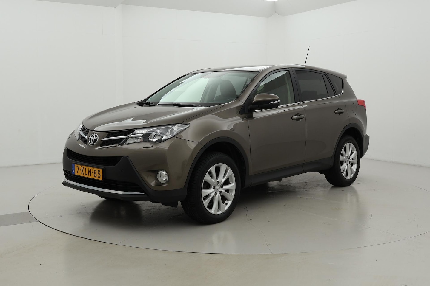 Toyota RAV4 - 2.0 VVT-i Executive 4WD | Trekhaak | Navi Automaat - AutoWereld.nl