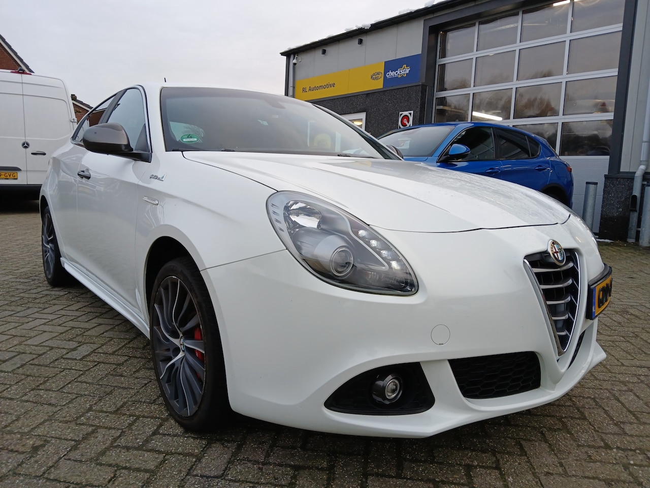 Alfa Romeo Giulietta - 1.4 Turbo - QV Line - Bose - AutoWereld.nl