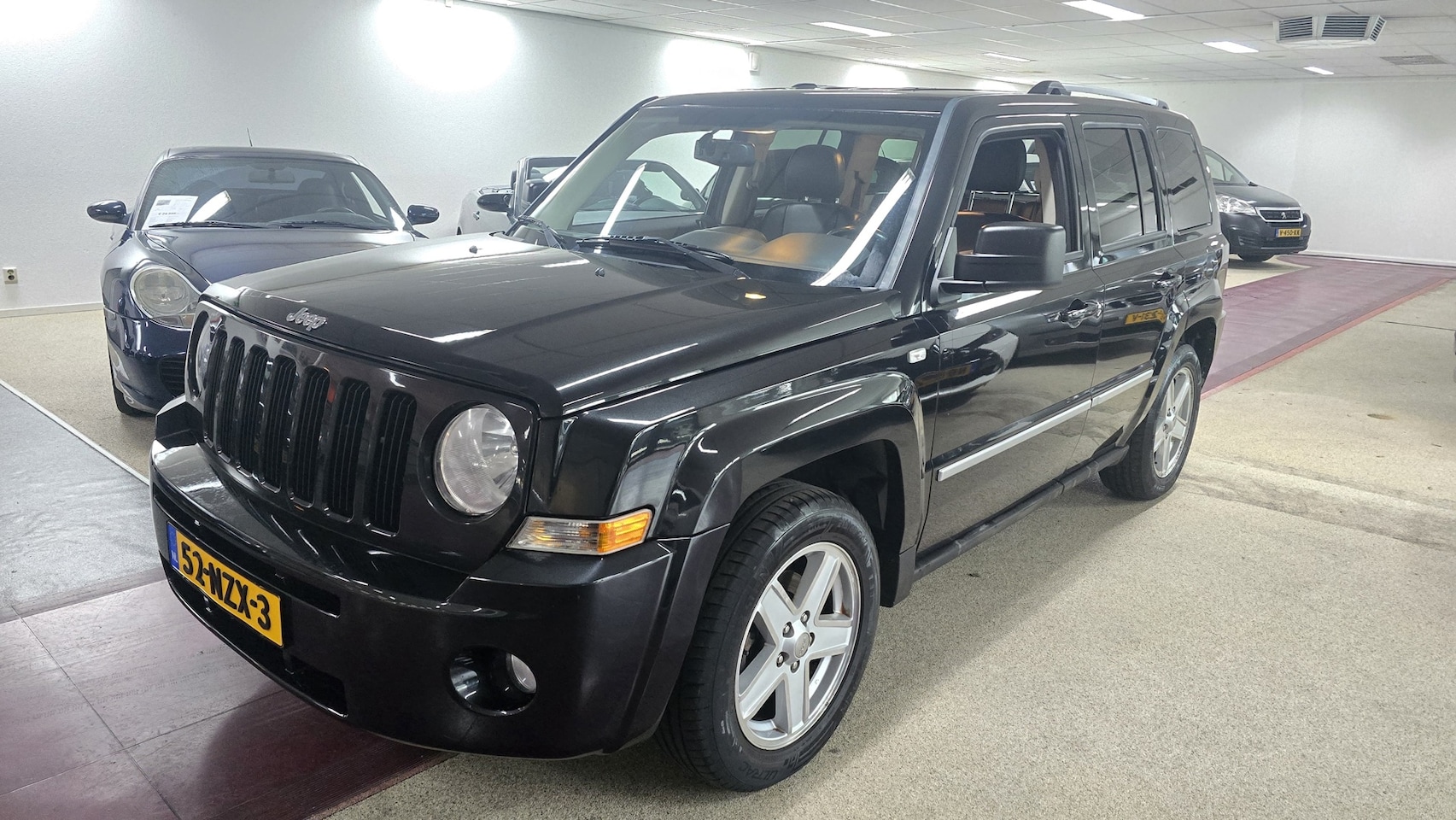 Jeep Patriot - 2.4 Automaat Limited Liberty NWE APK 01-2026 - AutoWereld.nl