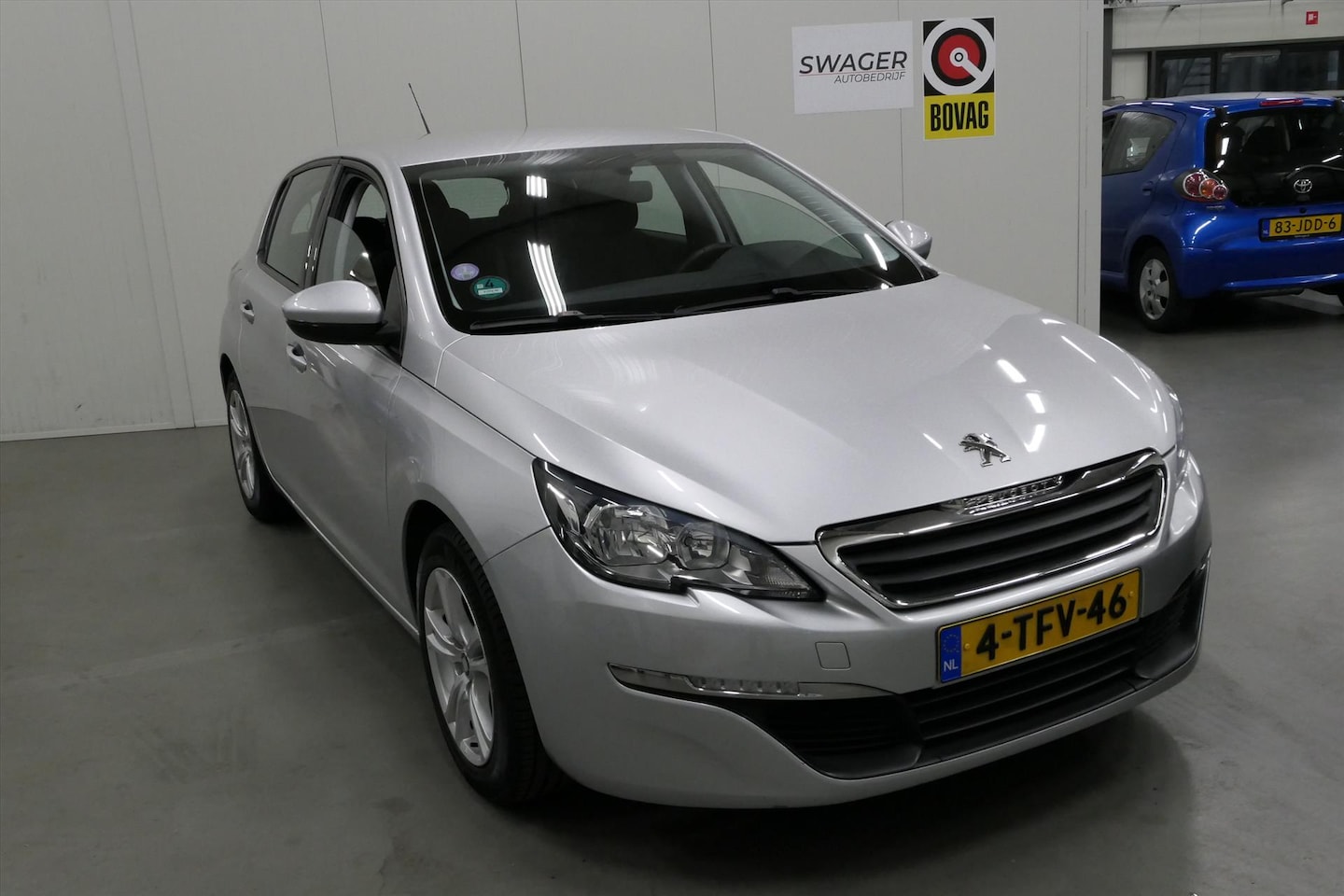 Peugeot 308 - 1.2 VTi Blue Lease 1.2 VTi Blue Lease (Goed onderhouden&Trekhaak) - AutoWereld.nl