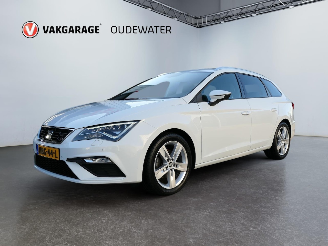 Seat Leon ST - 1.5 TSI FR Ultimate Edition Black 1.5 TSI FR Ultimate Edition Black - AutoWereld.nl