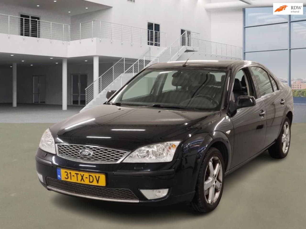 Ford Mondeo - 2.0-16V Platinum NAVI PSENSOR LEDER CRUISE 2 X SLEUTELS - AutoWereld.nl