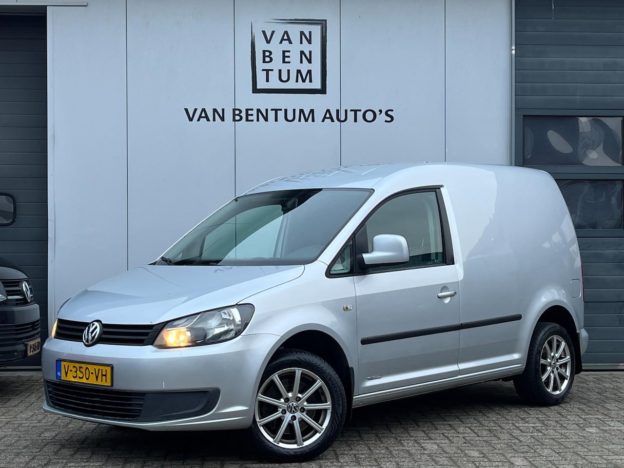 Volkswagen Caddy - 2.0TDI 140pk Autom. Navi Airco Cruise - AutoWereld.nl