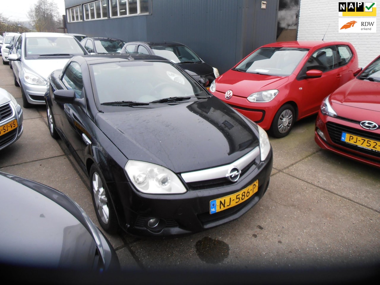 Opel Tigra TwinTop - 1.8-16V Enjoy st bekr elek pak nap apk - AutoWereld.nl