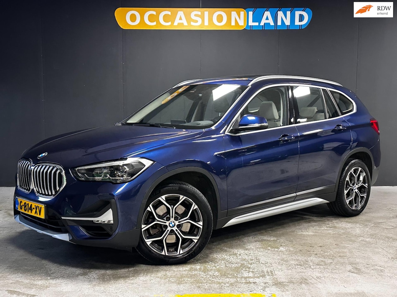 BMW X1 - SDrive20i VDL Nedcar Edition AUT|PANO|LED|HUD|LEER - AutoWereld.nl