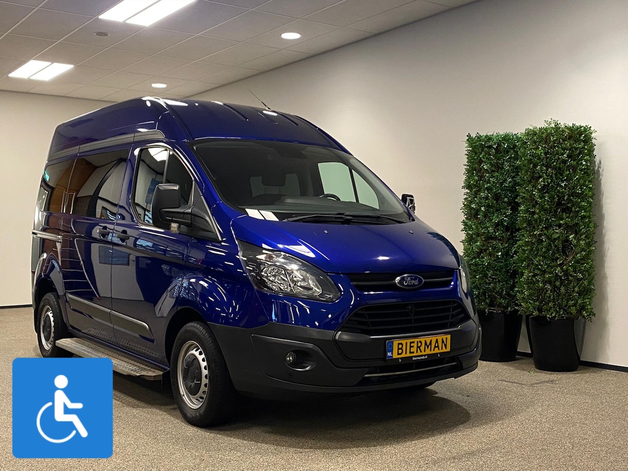 Ford Transit Custom - L1H2 Rolstoelbus - AutoWereld.nl