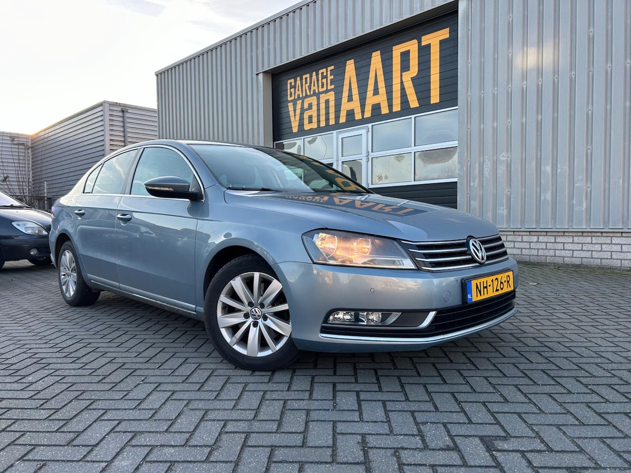 Volkswagen Passat - 2.0 TSI Highline | CAMERA | NAVI | CRUISE | - AutoWereld.nl