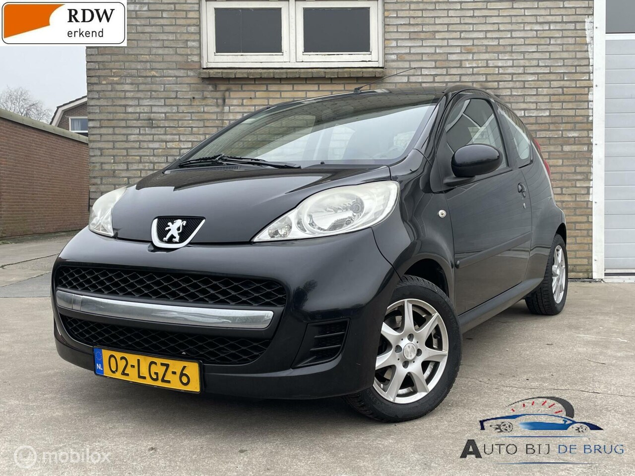 Peugeot 107 - 1.0-12V Urban Move Airco Nap goed onderhouden - AutoWereld.nl