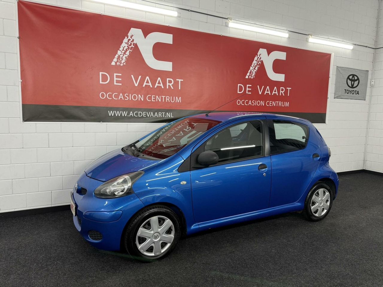 Toyota Aygo - 1.0-12V Cool - 5DEURS/AIRCO/NAP - AutoWereld.nl