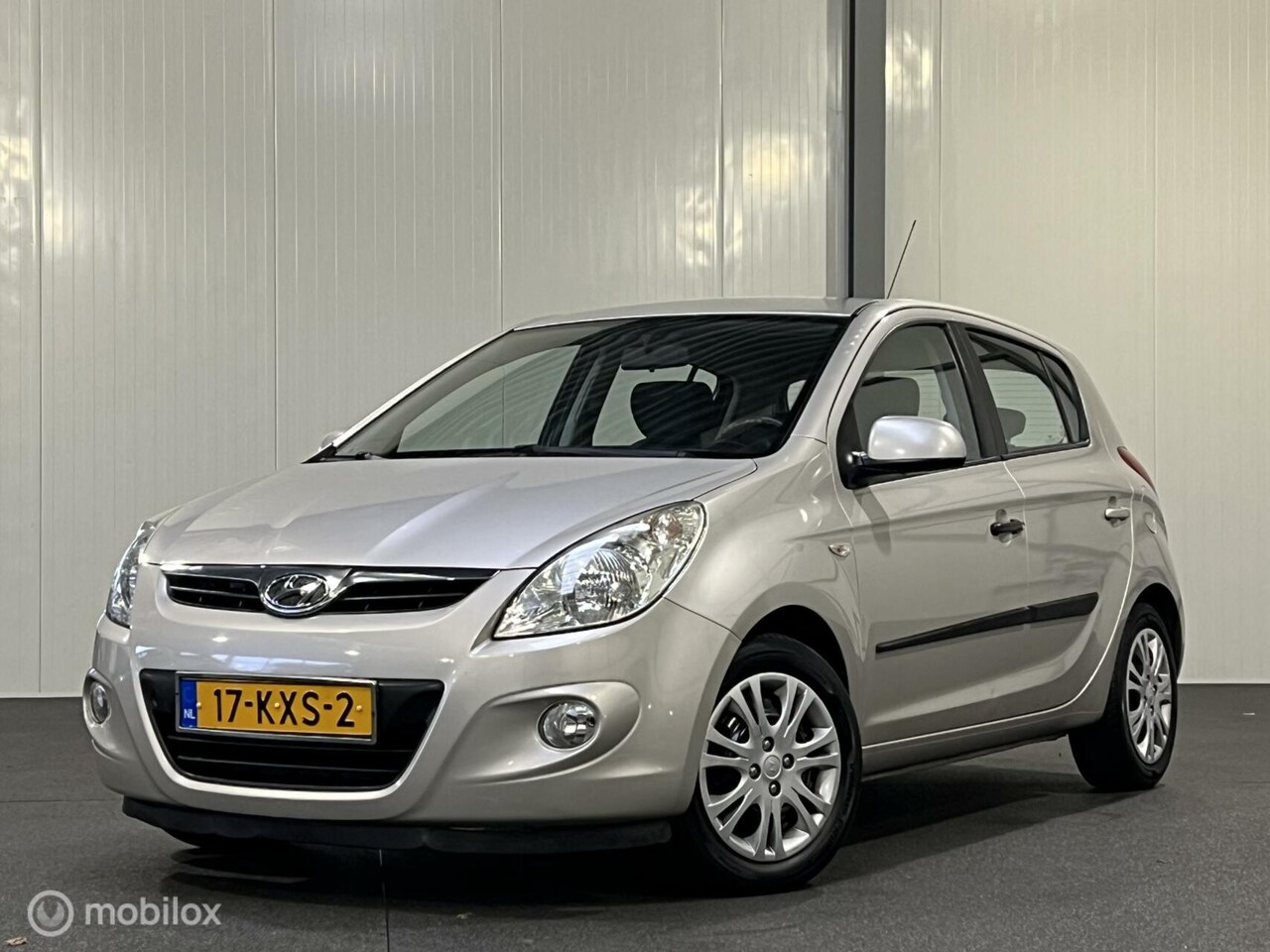 Hyundai i20 - 1.2i ActiveVersion [ NAP airco trekhaak ] - AutoWereld.nl