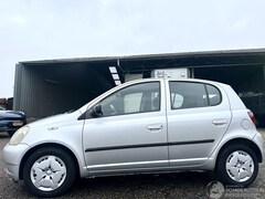 Toyota Yaris - 1.0-16V VVT-i 68pk L.Luna - airco - 96dkm nap - 5 deurs - stuurbrk - cv - lederen stuurwie