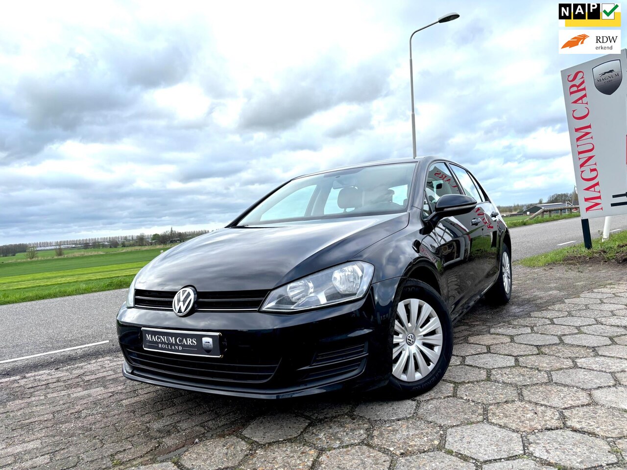 Volkswagen Golf - 1.2 TSI 5DR NAP AIRCO SCHERM NIEUWE APK - AutoWereld.nl