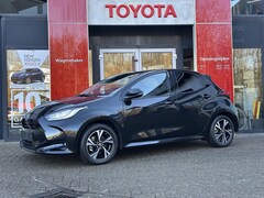 Toyota Yaris - 1.5 HYBRID DYNAMIC APPLE/ANDROID 16"LMV LED-PAKKET NAVI AD-CRUISE CAMERA