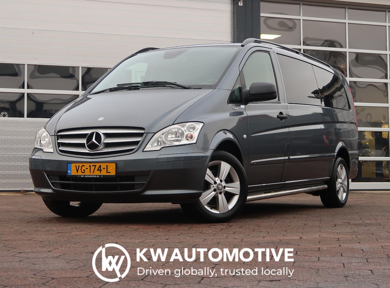 Mercedes-Benz Vito - 113 CDI DC Comfort AUT/ AIRCO/  PDC/ CAM/ 1E EIG/ DEALER ONDERH/ NAVI/ ETC - AutoWereld.nl