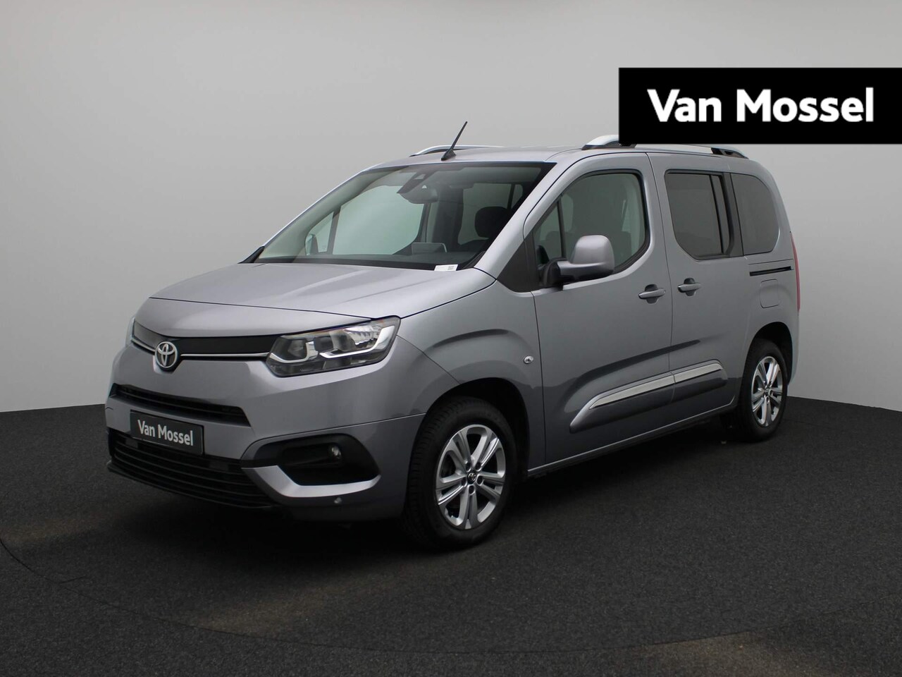 Toyota ProAce City Verso - 1.2 Turbo Dynamic | Navigatie | Climate-Control | Cruise-Control | Camera | Apple-Carplay - AutoWereld.nl