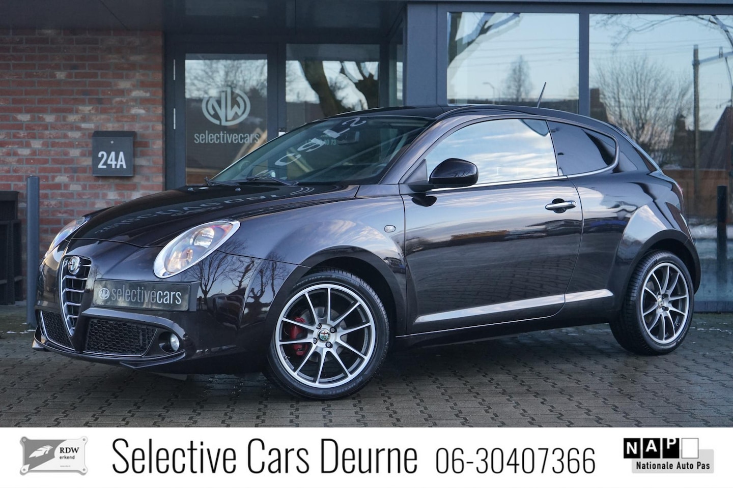 Alfa Romeo MiTo - 0.9 TwinAir Esclusivo Navi, Cruise, Leder, Org-NL, Nieuwe APK - AutoWereld.nl