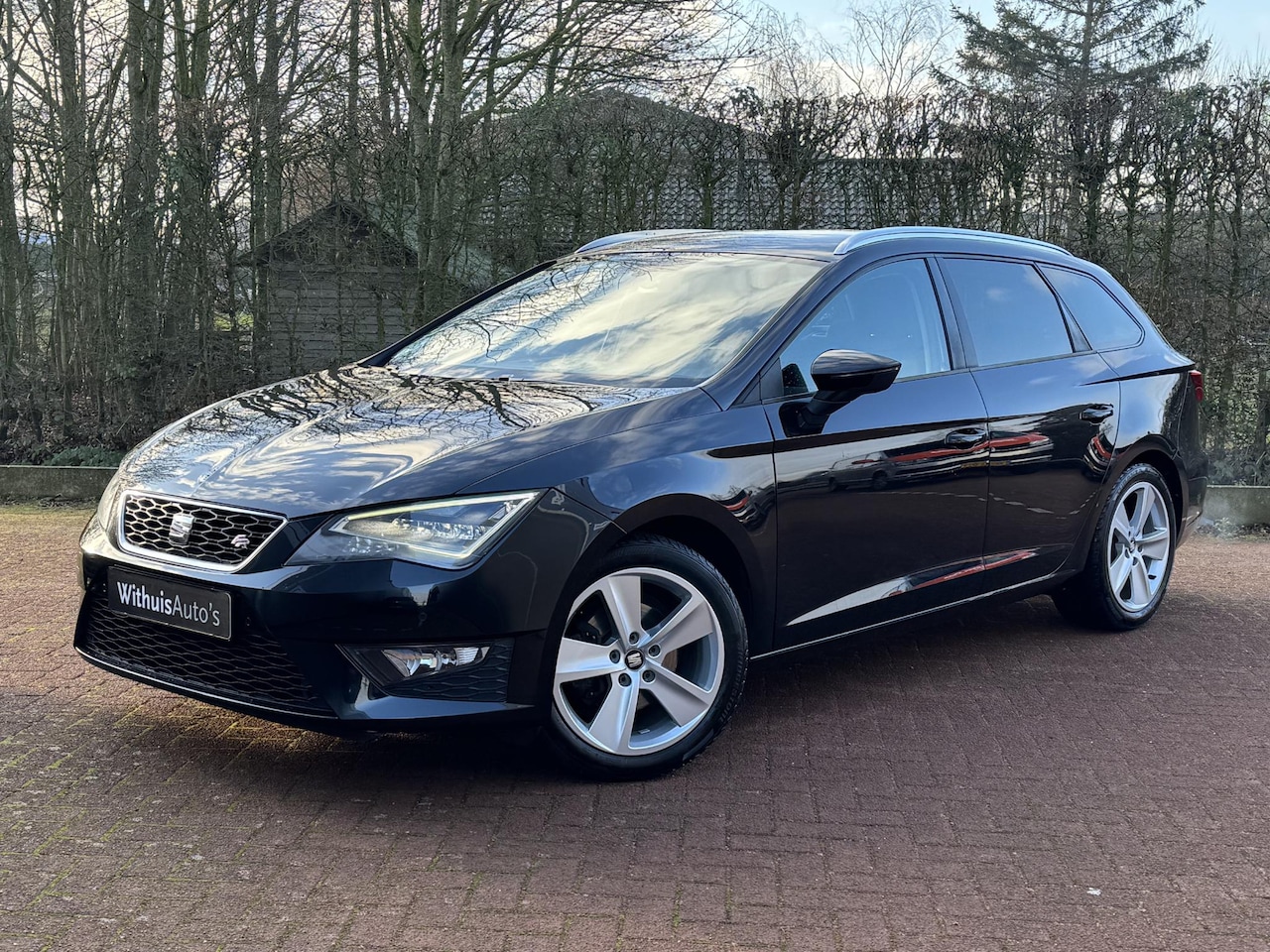 Seat Leon - 1.4 TSI 140PK FR Netjes Navi Cruise Stoelverwarming - AutoWereld.nl