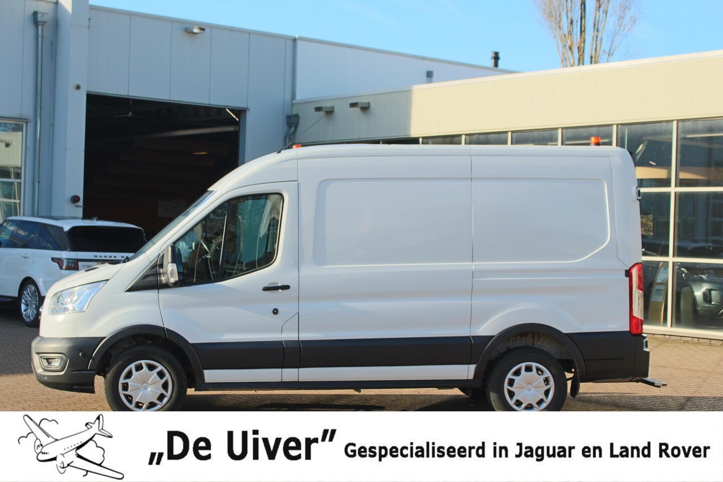 Ford Transit - 350 2.0 TDCI L2H2 Trend 23.874 Km! SORTIMO Bedrijfswageninrichting - AutoWereld.nl