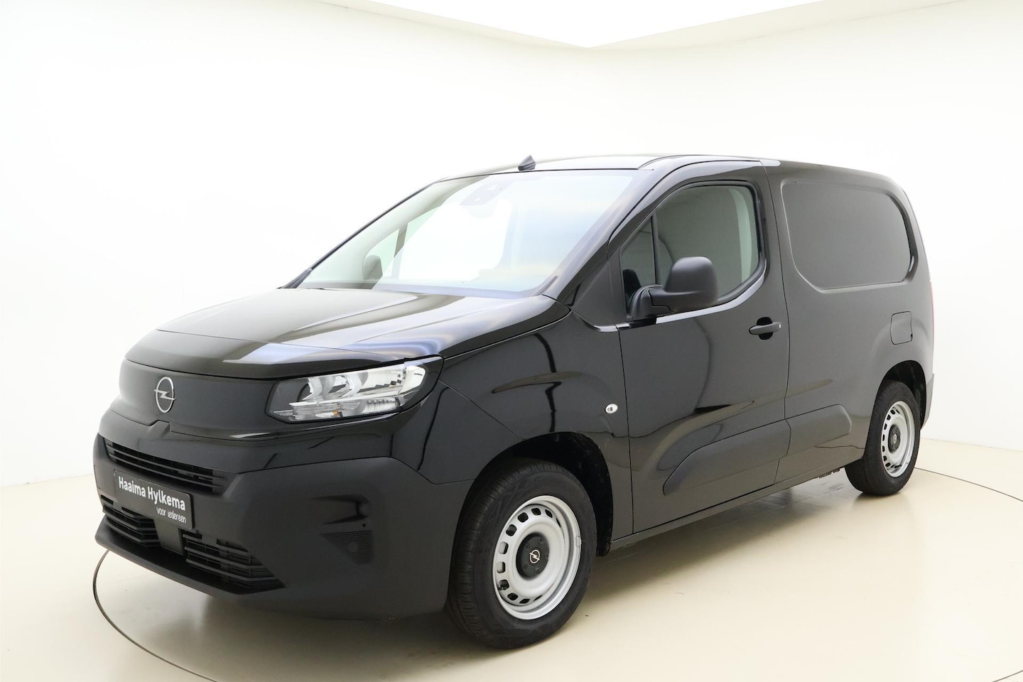 Opel Combo - 1.5D 100pk S&S L1 | NIEUW | Apple Carplay | Achteruitrijcamera | Houten laadruimte afwerki - AutoWereld.nl